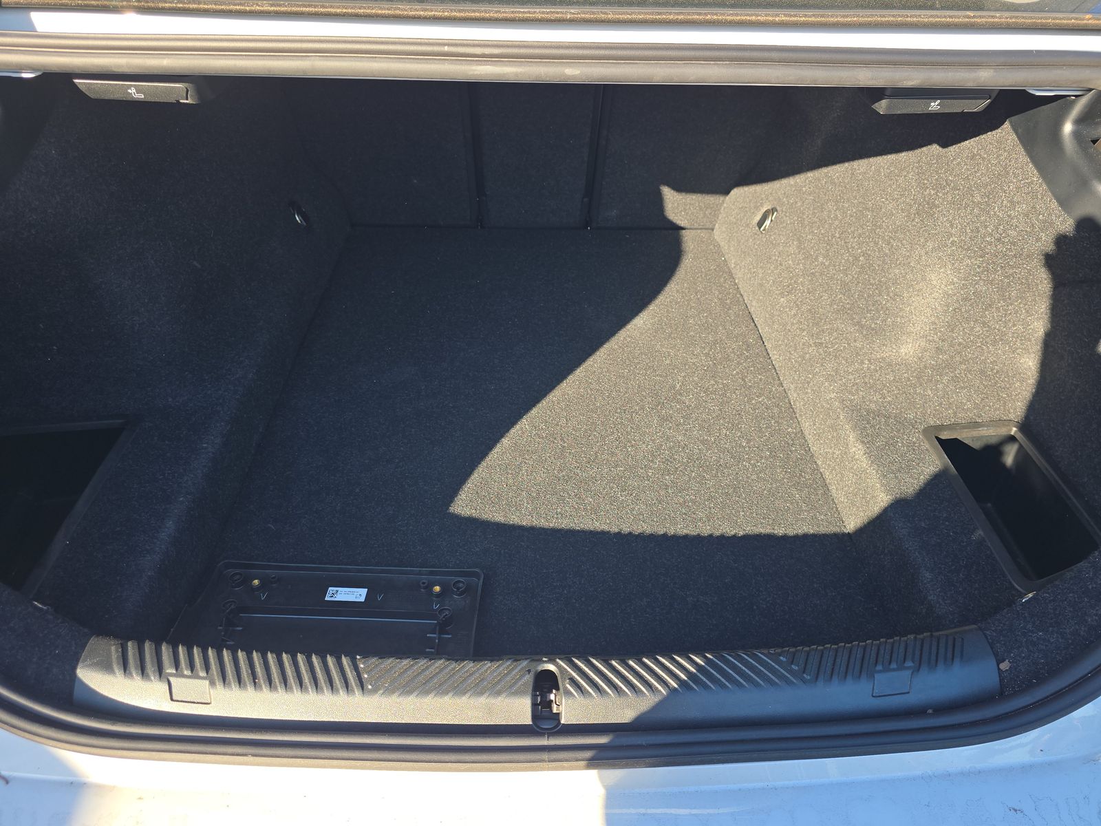 2025 BMW 5 Series 530i RWD