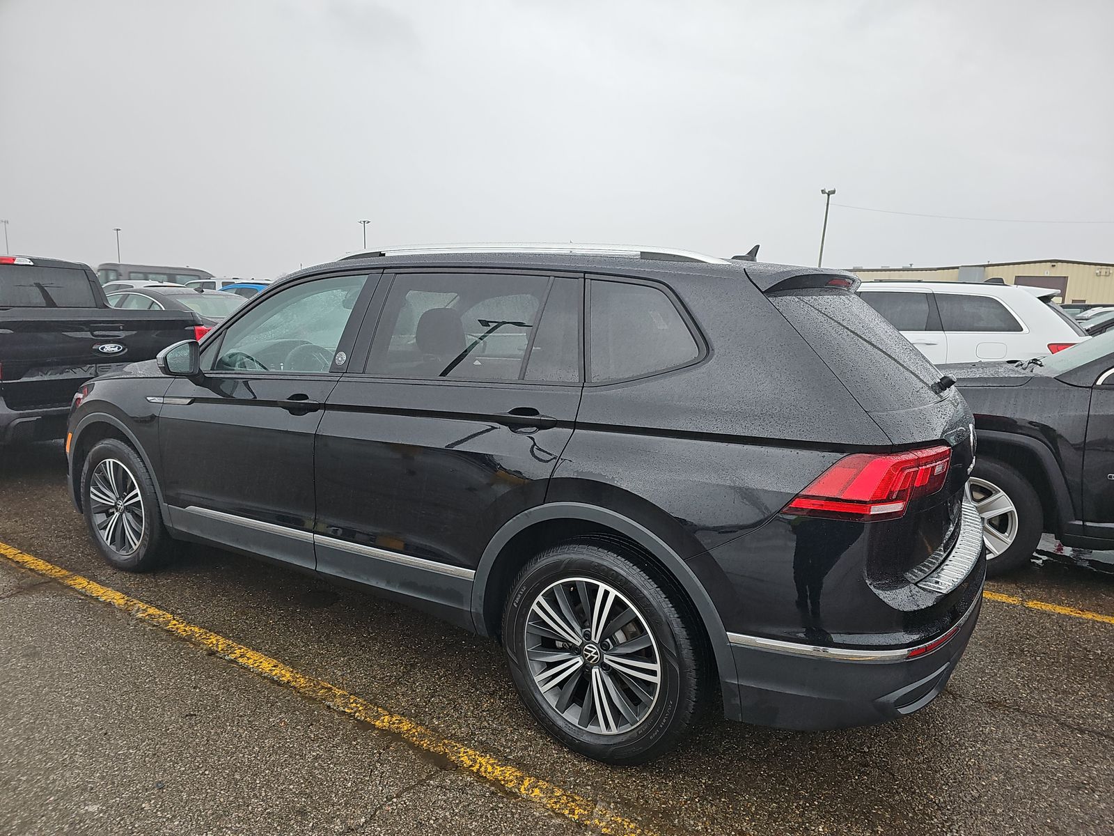 2024 Volkswagen Tiguan 2.0T Wolfsburg Edition FWD