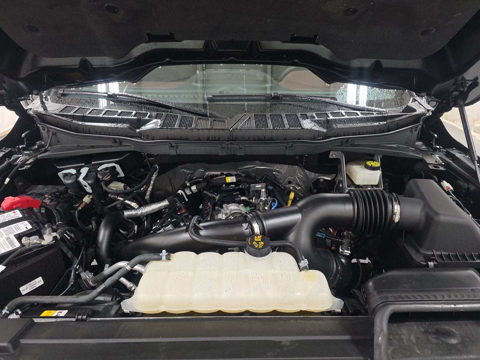 2023 Ford F-150 Lariat AWD