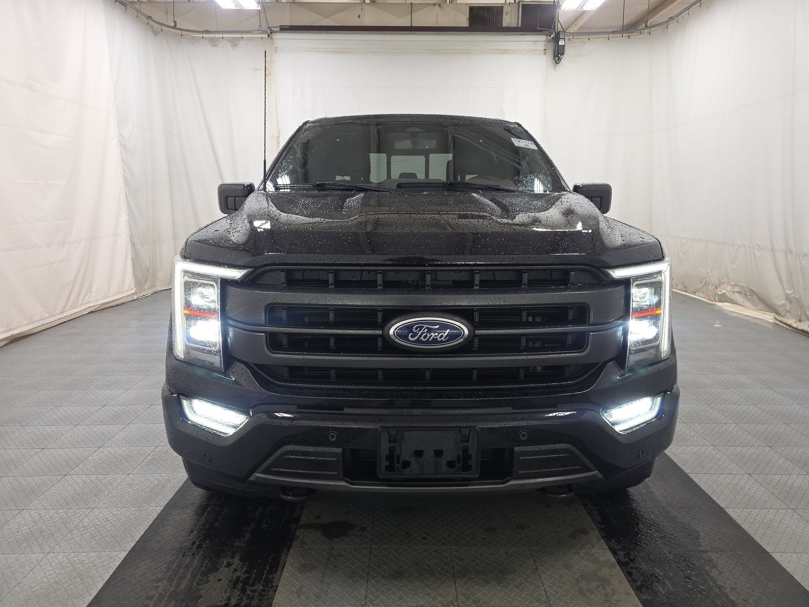 2023 Ford F-150 Lariat AWD