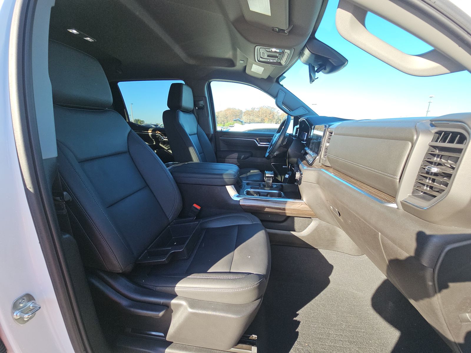 2025 Chevrolet Silverado 1500 RST AWD