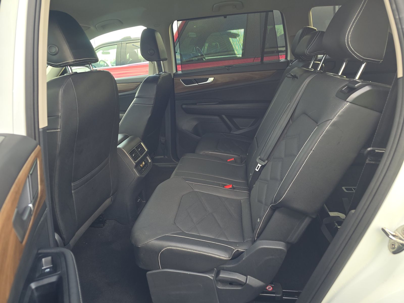 2025 Volkswagen Atlas 2.0T SE AWD