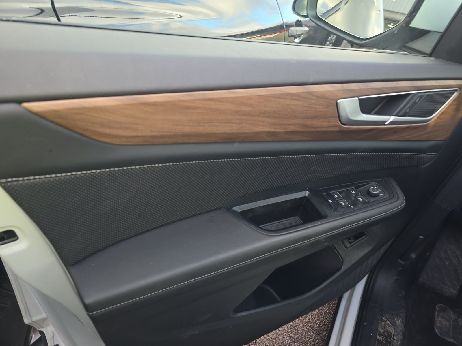 2025 Volkswagen Atlas 2.0T SE AWD