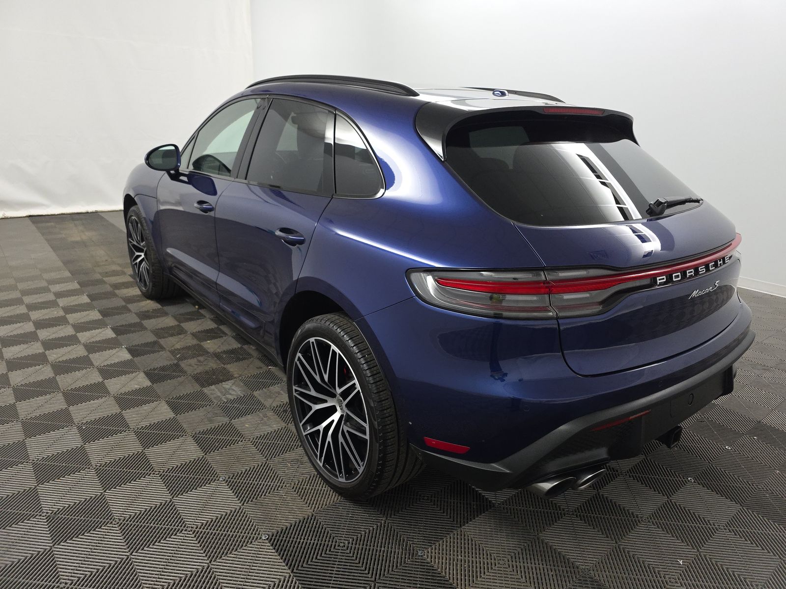 2023 Porsche Macan S AWD