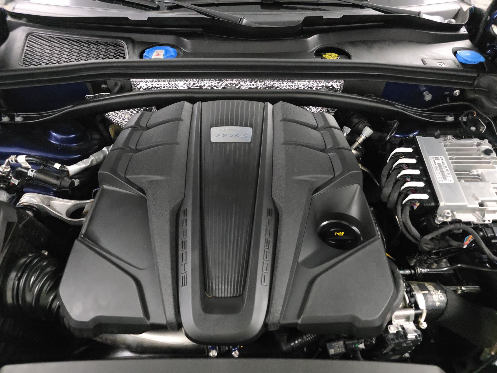 2023 Porsche Macan S AWD