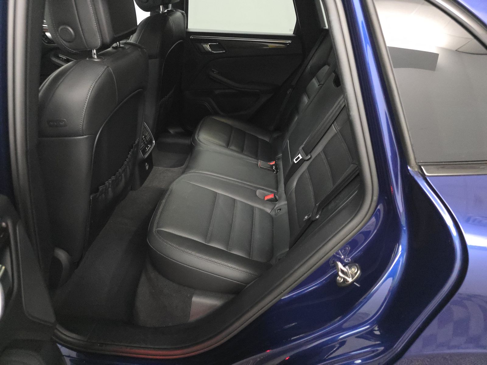 2023 Porsche Macan S AWD