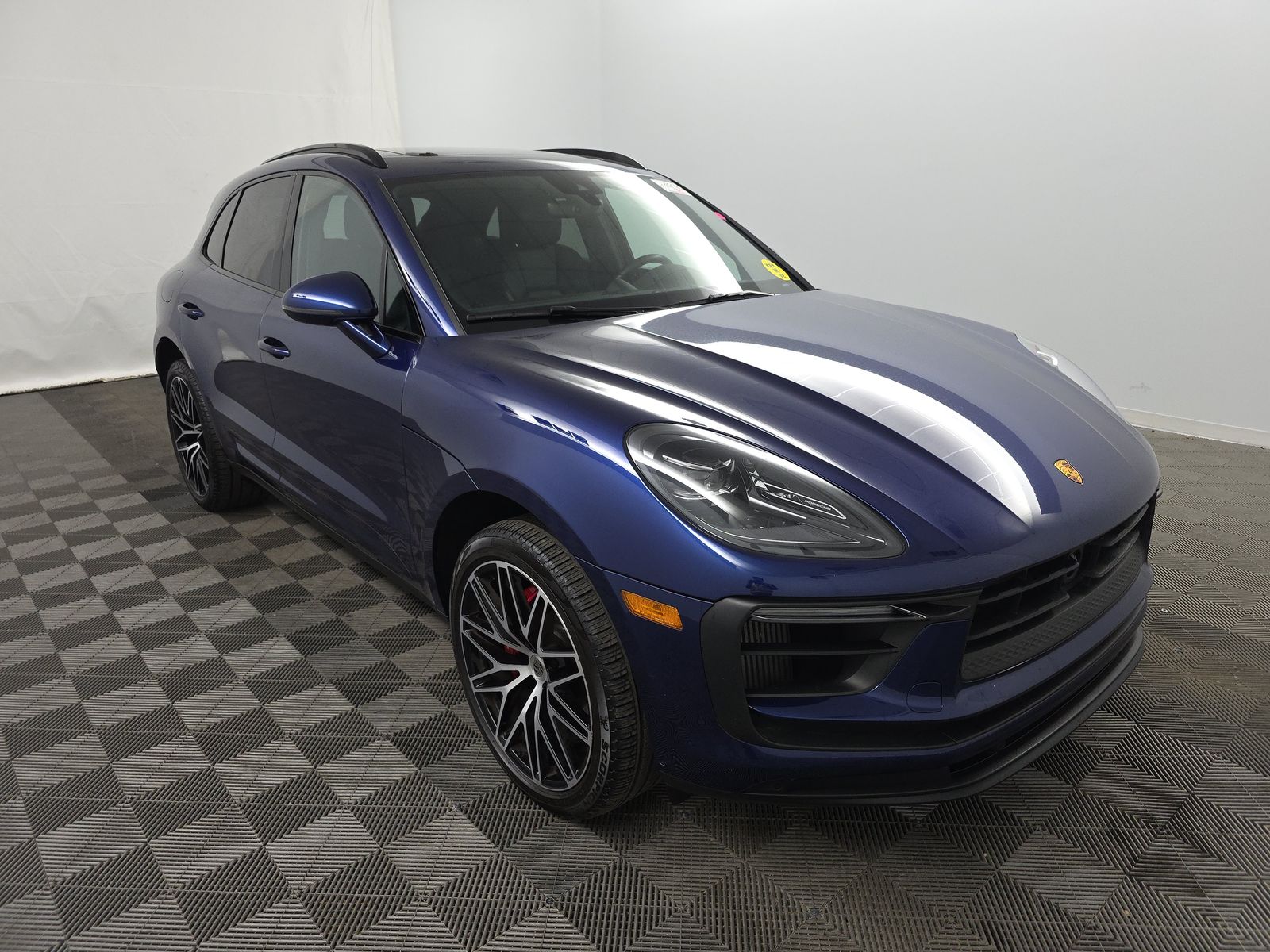 2023 Porsche Macan S AWD
