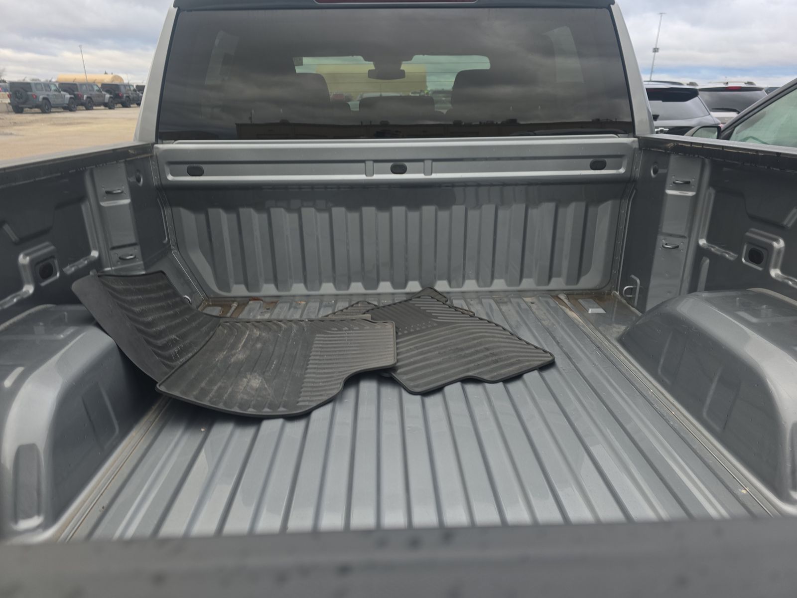 2023 Chevrolet Silverado 1500 LT AWD