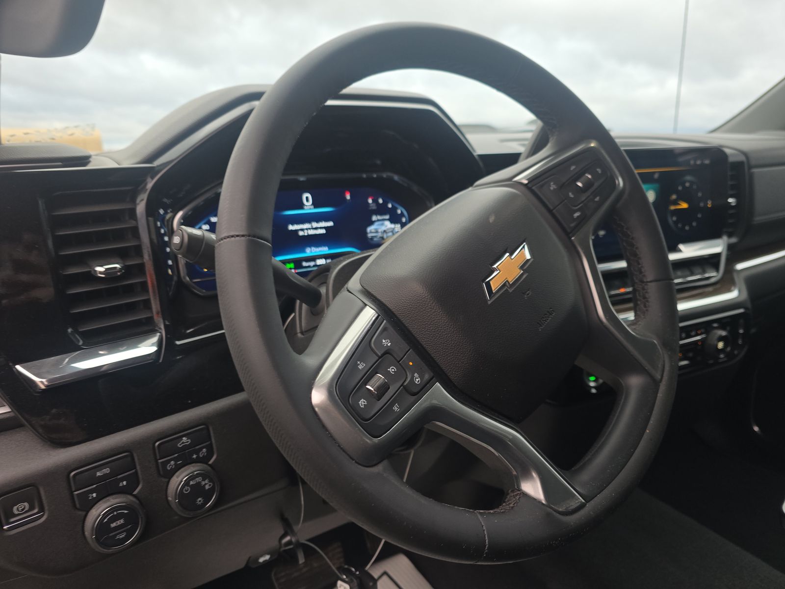 2023 Chevrolet Silverado 1500 LT AWD