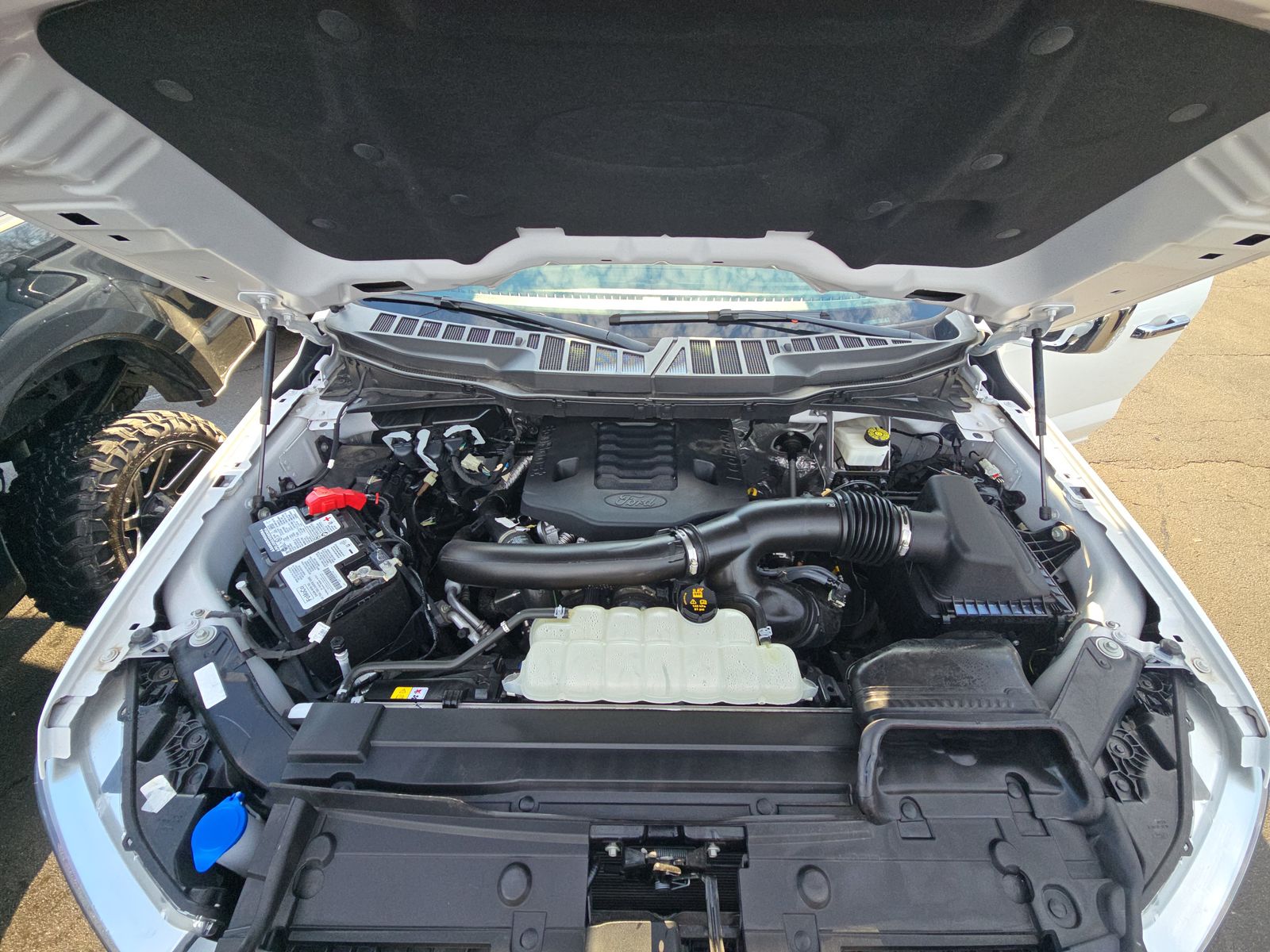 2022 Ford F-150 Lariat AWD