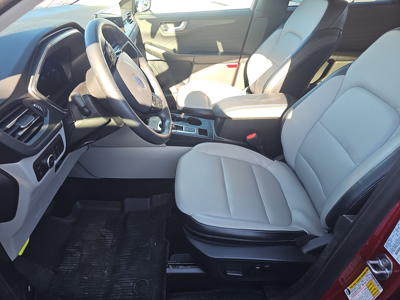 2025 Ford Escape Hybrid Platinum FWD