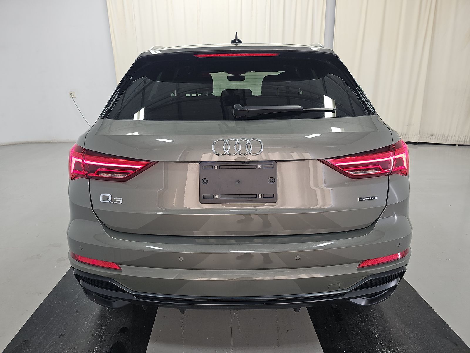 2022 Audi Q3 2.0T S line Premium AWD