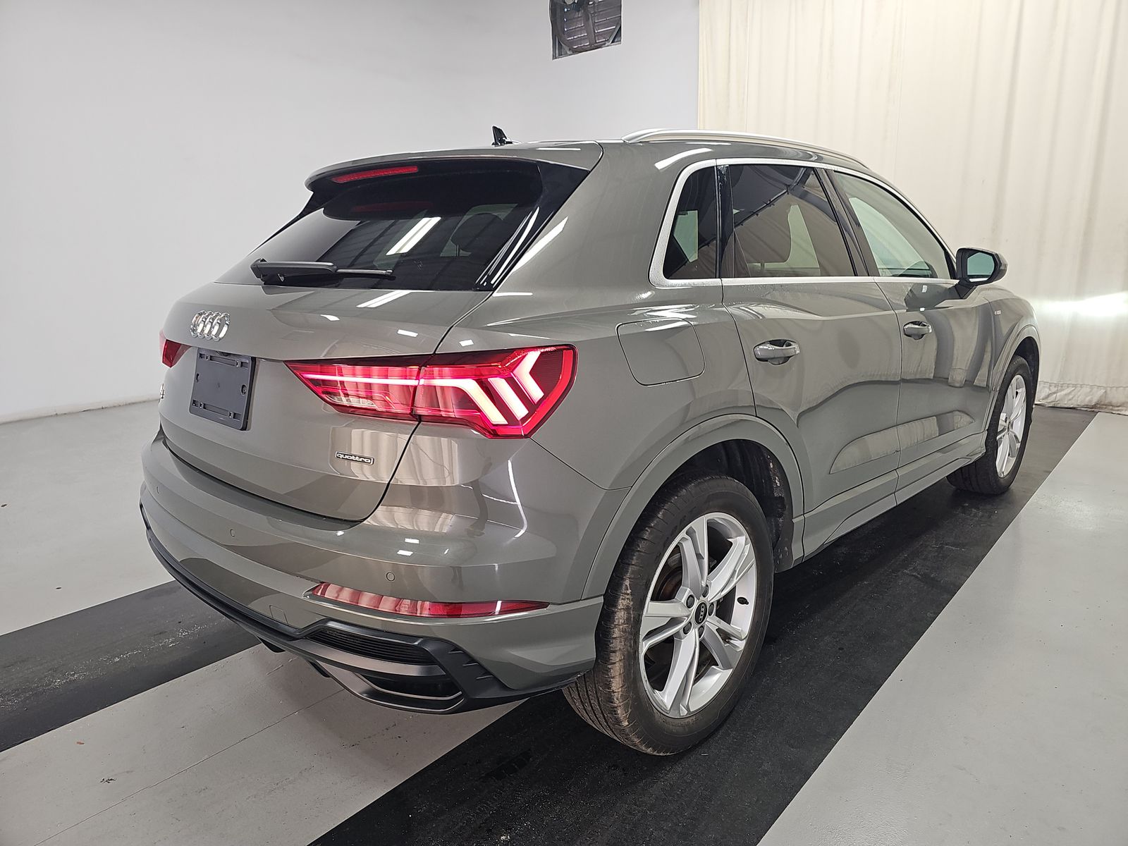 2022 Audi Q3 2.0T S line Premium AWD