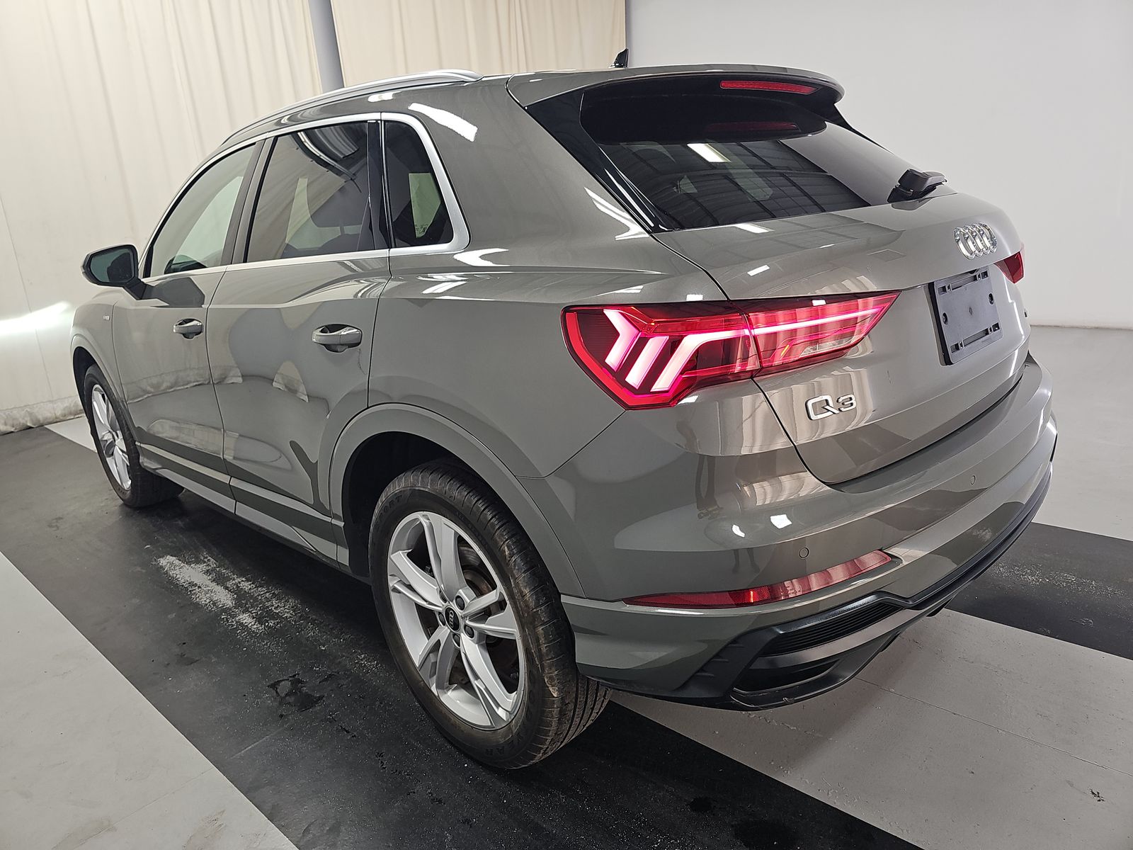 2022 Audi Q3 2.0T S line Premium AWD