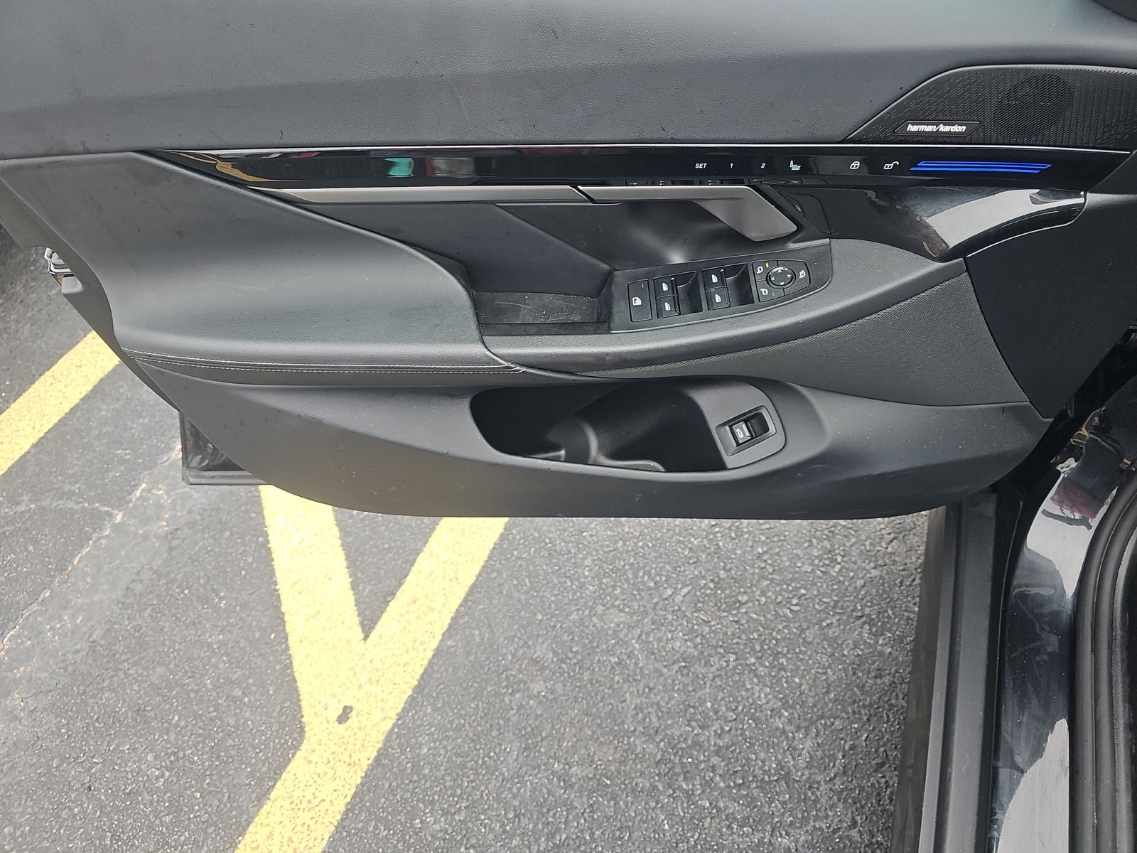 2025 BMW 5 Series 530i RWD