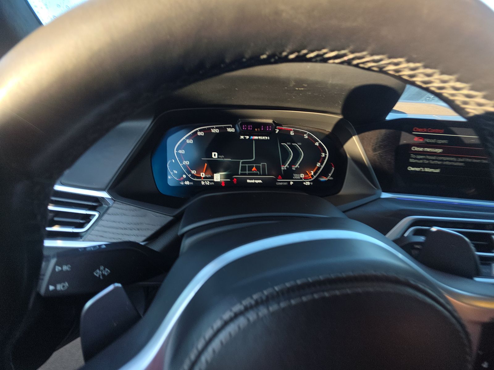 2022 BMW X7 M50i AWD