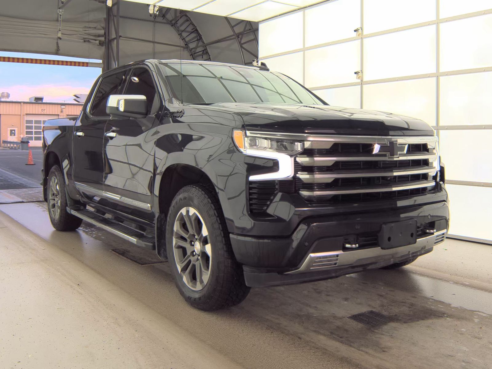 2023 Chevrolet Silverado 1500 High Country AWD