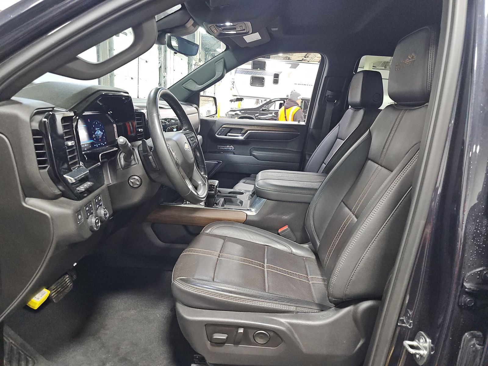 2023 Chevrolet Silverado 1500 High Country AWD