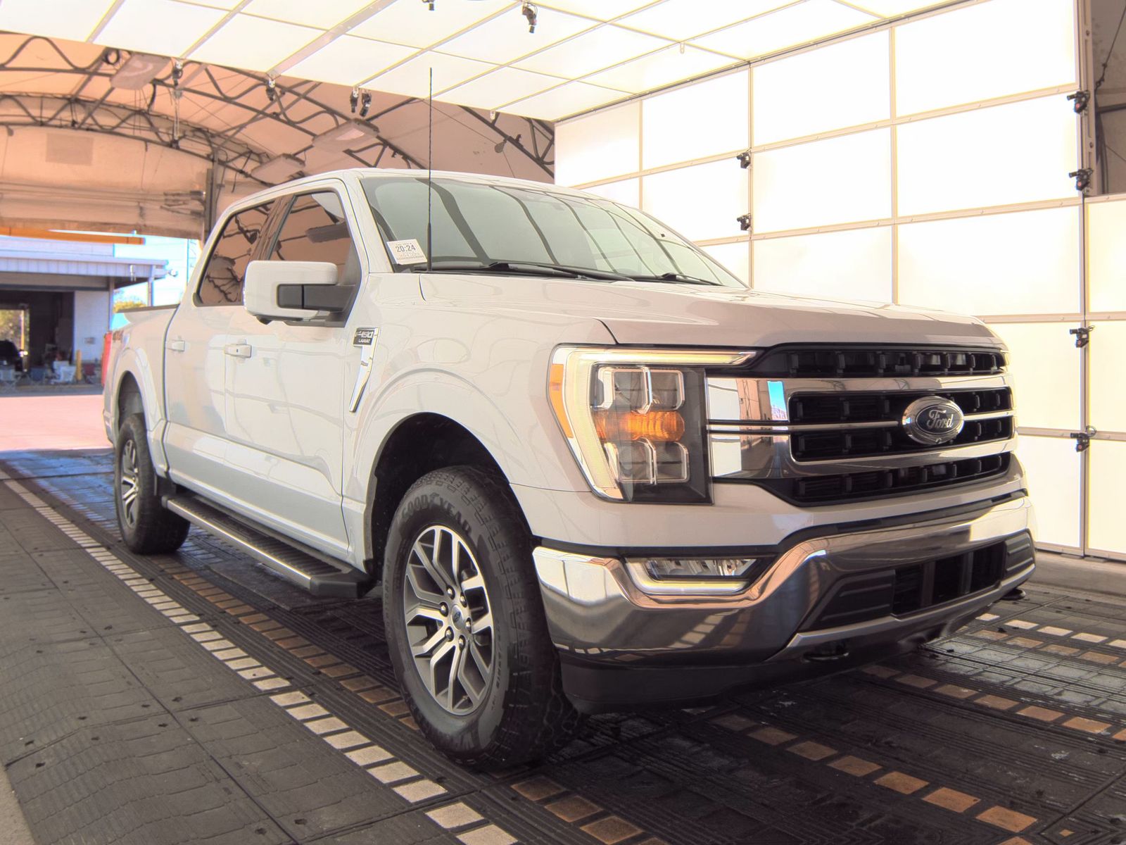 2022 Ford F-150 Lariat AWD