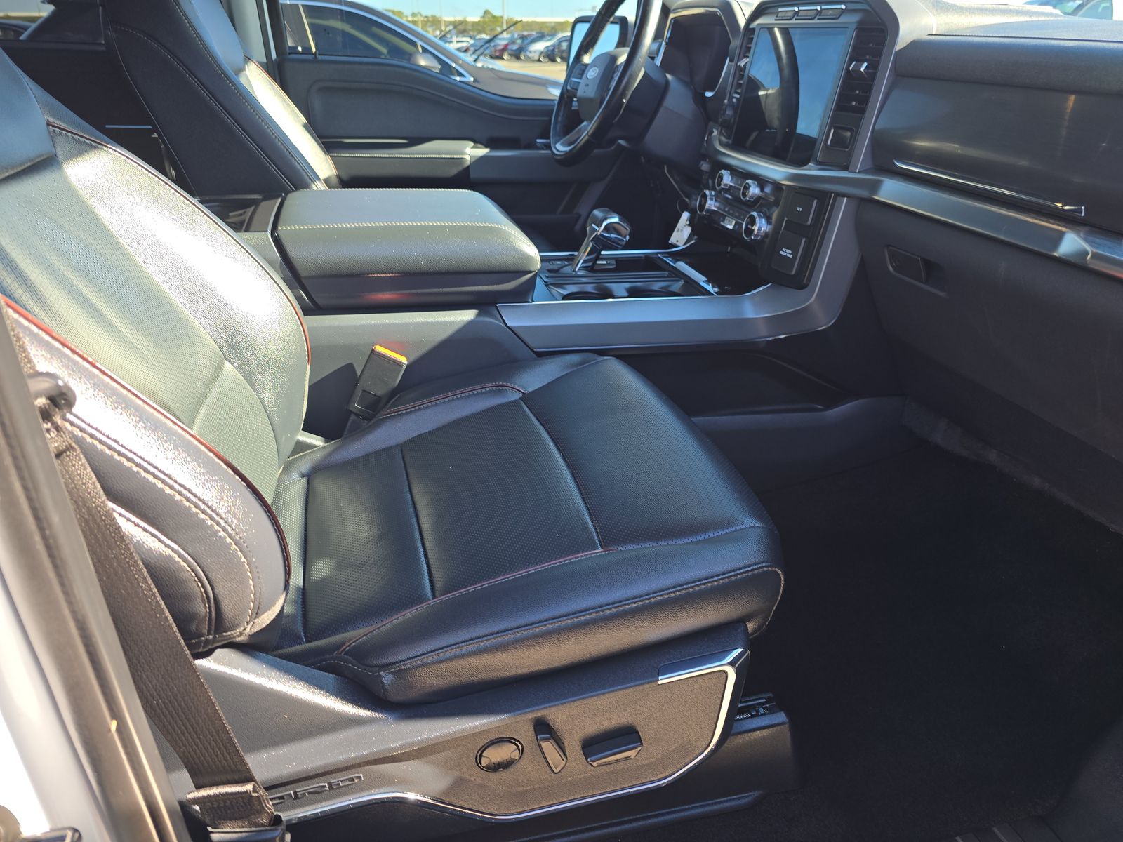 2022 Ford F-150 Lariat AWD