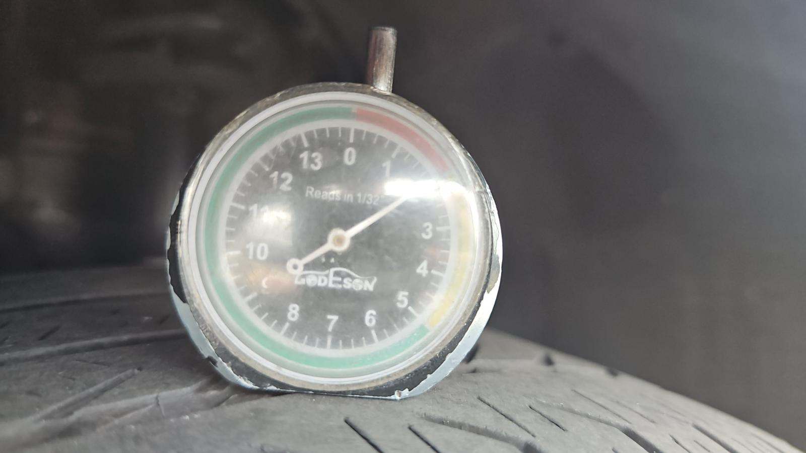 2025 BMW 5 Series 530i RWD