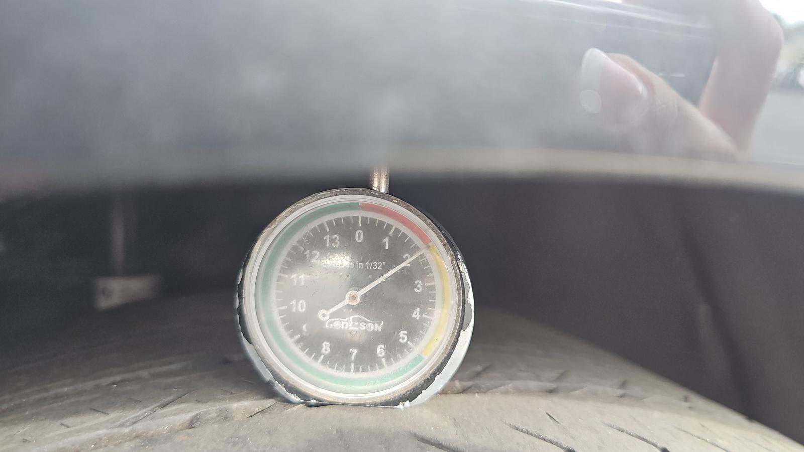 2025 BMW 5 Series 530i RWD