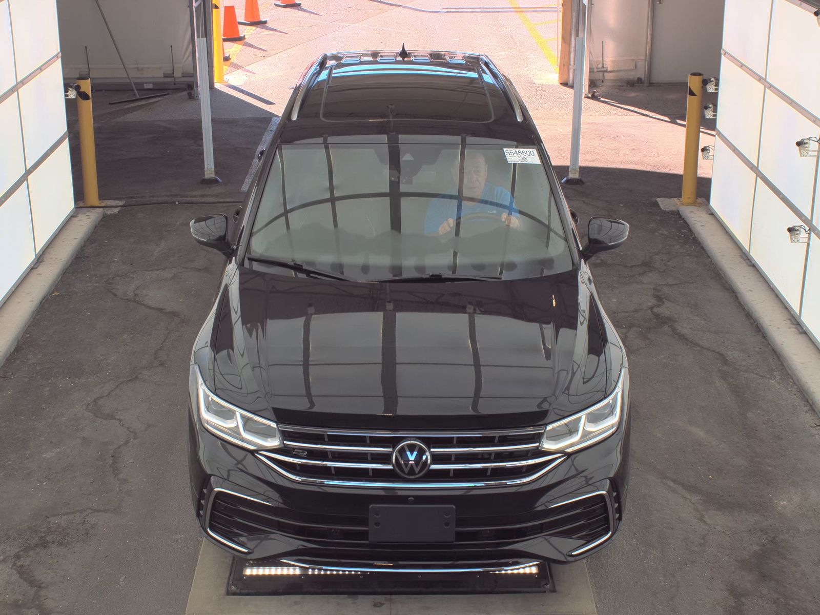 2022 Volkswagen Tiguan 2.0T SEL R-Line AWD