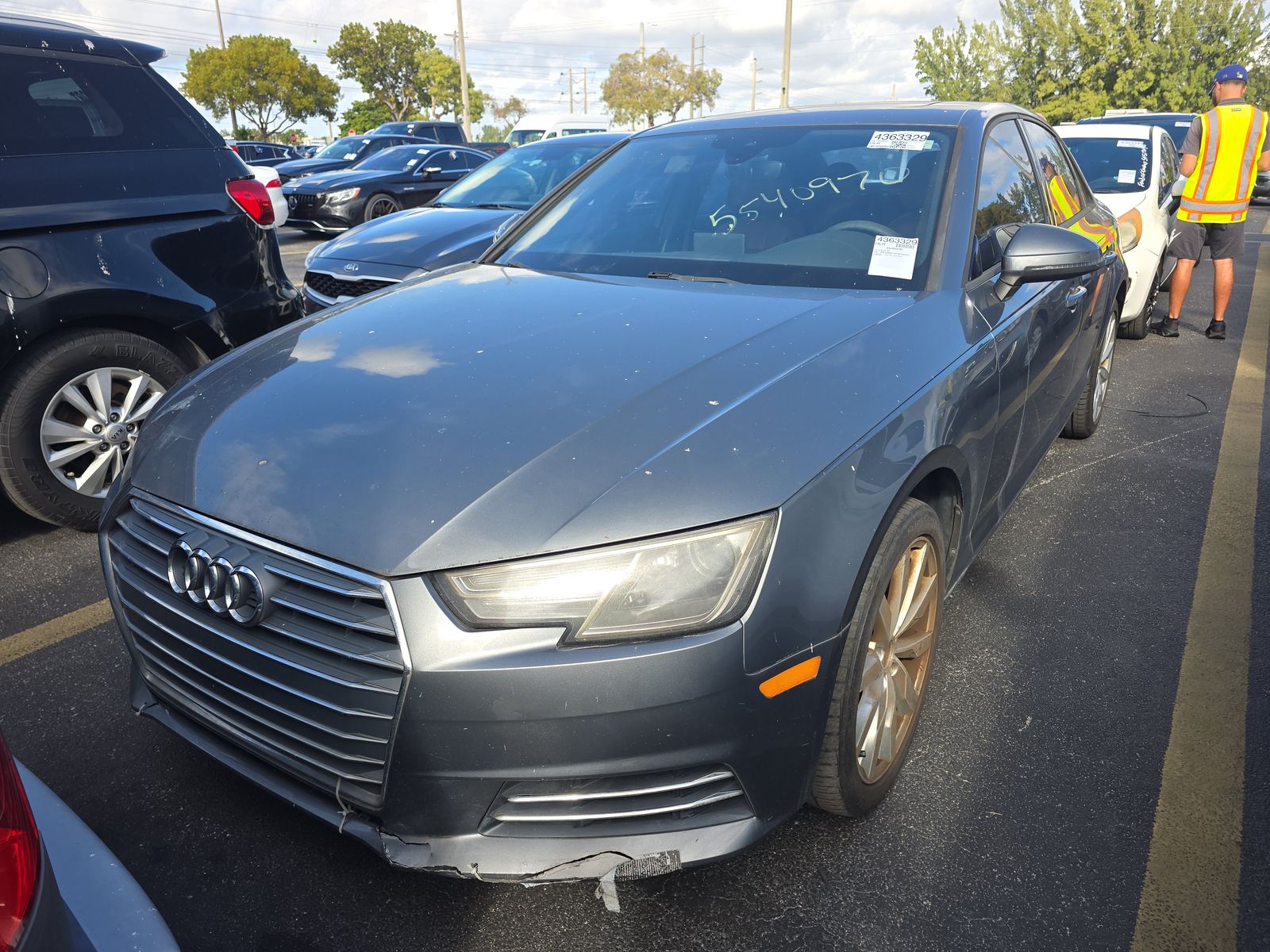 2017 Audi A4 Sedan 2.0T ultra Premium