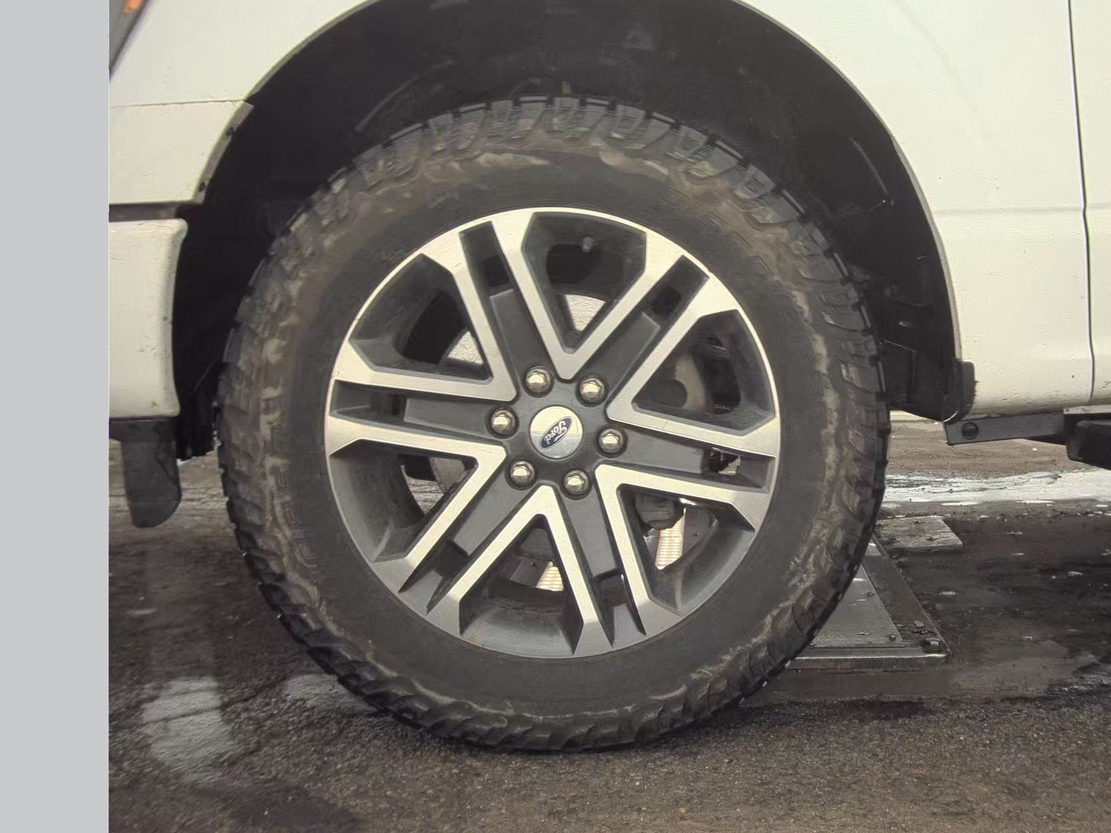 2023 Ford F-150 XL AWD