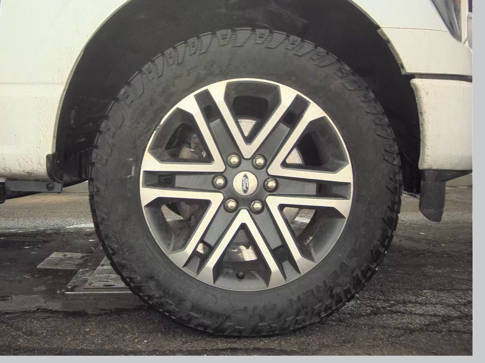 2023 Ford F-150 XL AWD