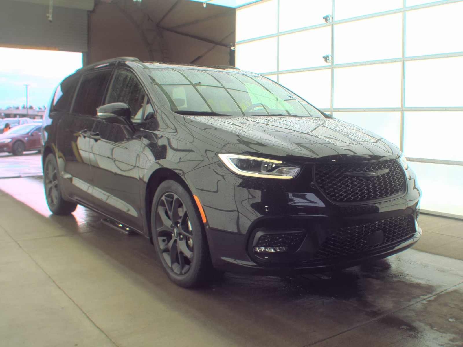 2022 Chrysler Pacifica Limited FWD