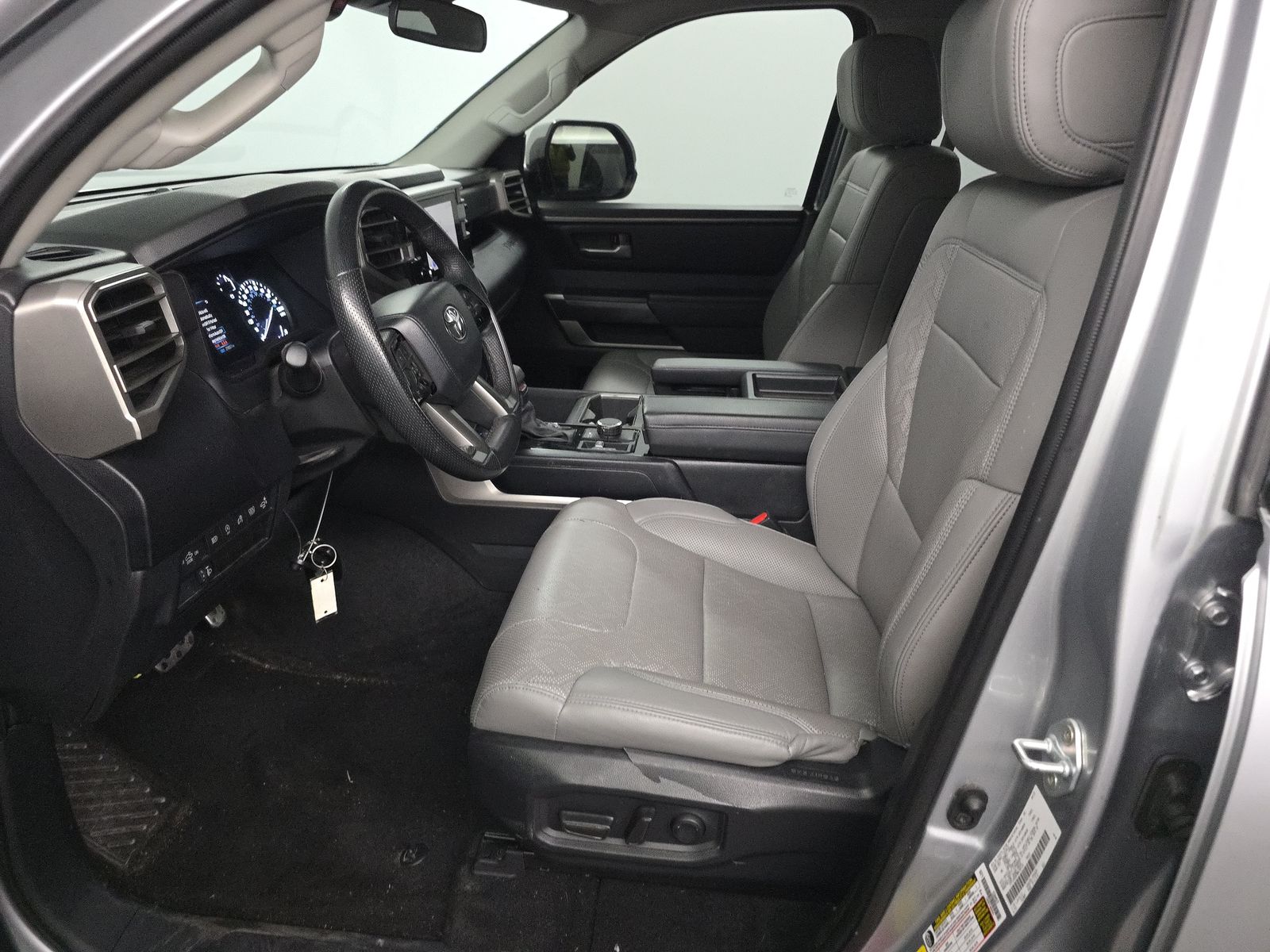 2024 Toyota Tundra SR5 AWD