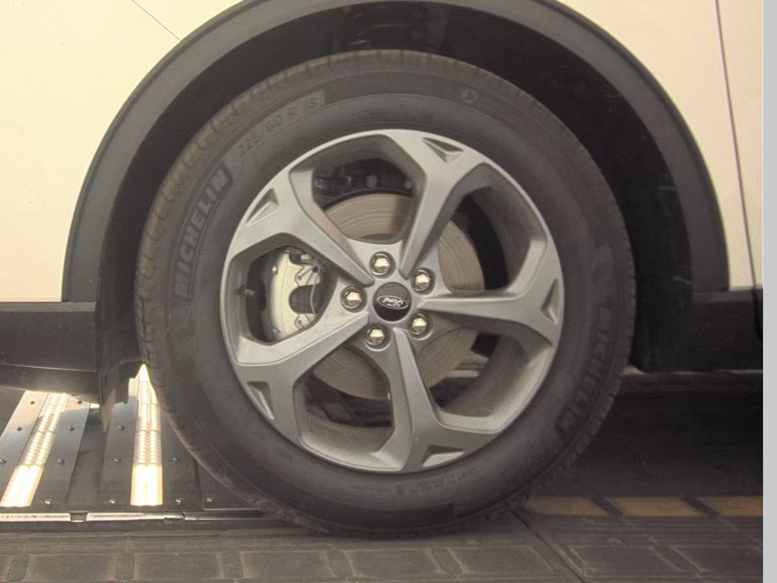 2025 Ford Escape Hybrid ST-Line FWD