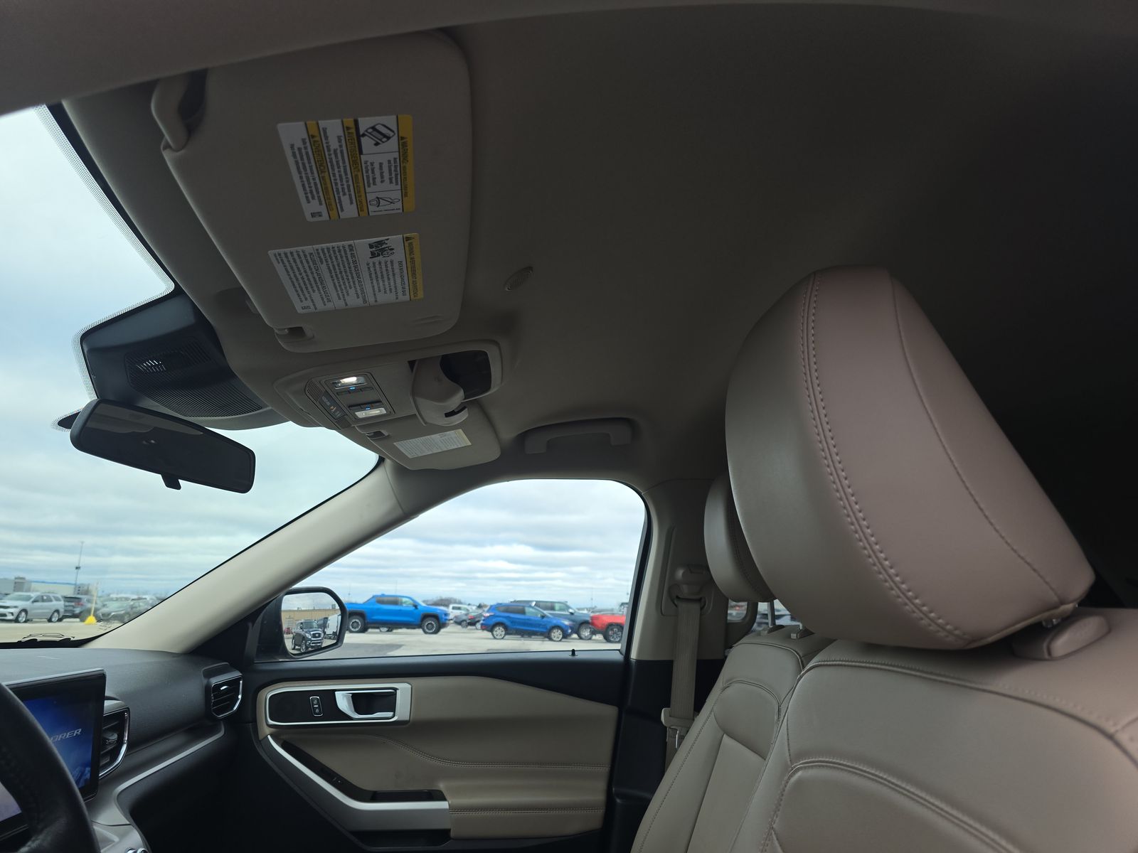 2023 Ford Explorer XLT AWD