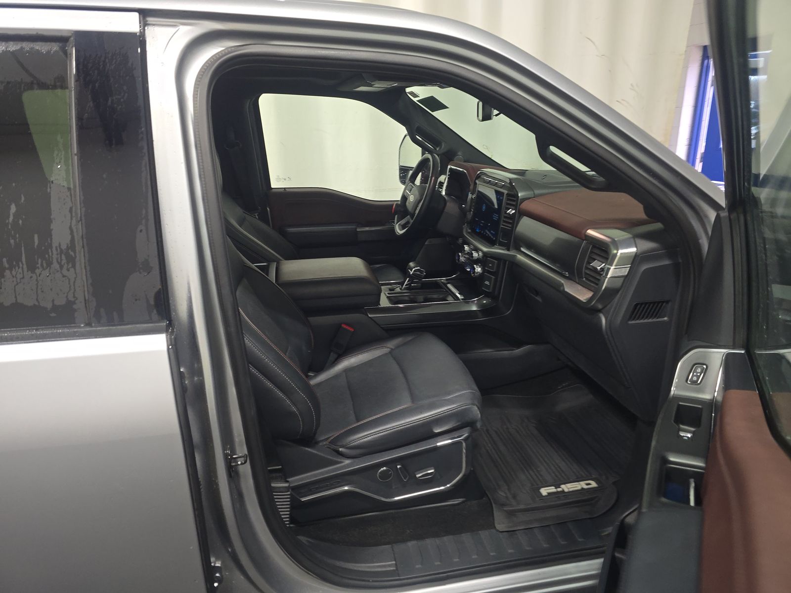 2022 Ford F-150 Lariat AWD