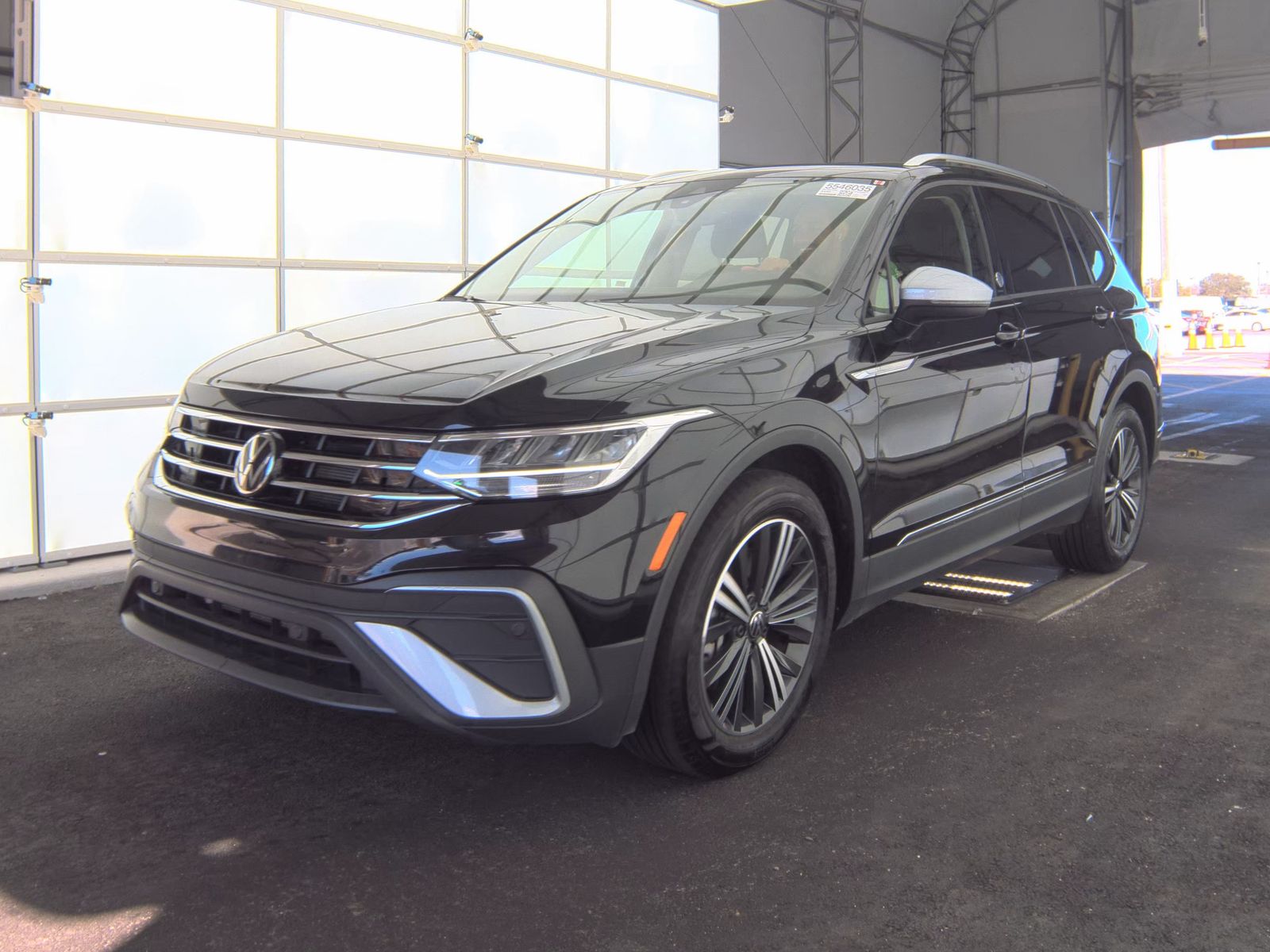 2024 Volkswagen Tiguan 2.0T Wolfsburg Edition FWD