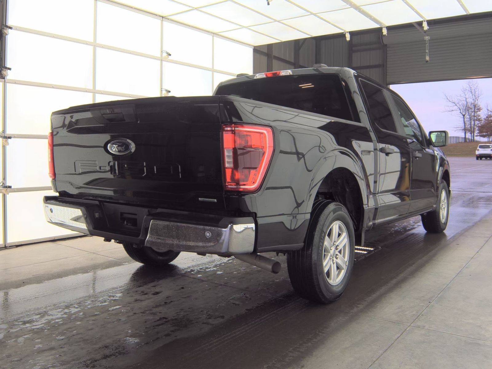 2023 Ford F-150 XLT RWD