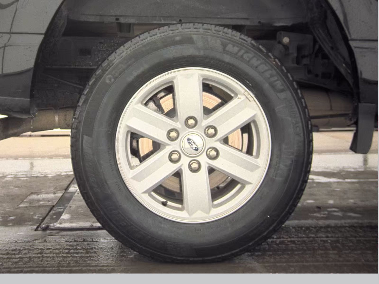 2023 Ford F-150 XLT RWD