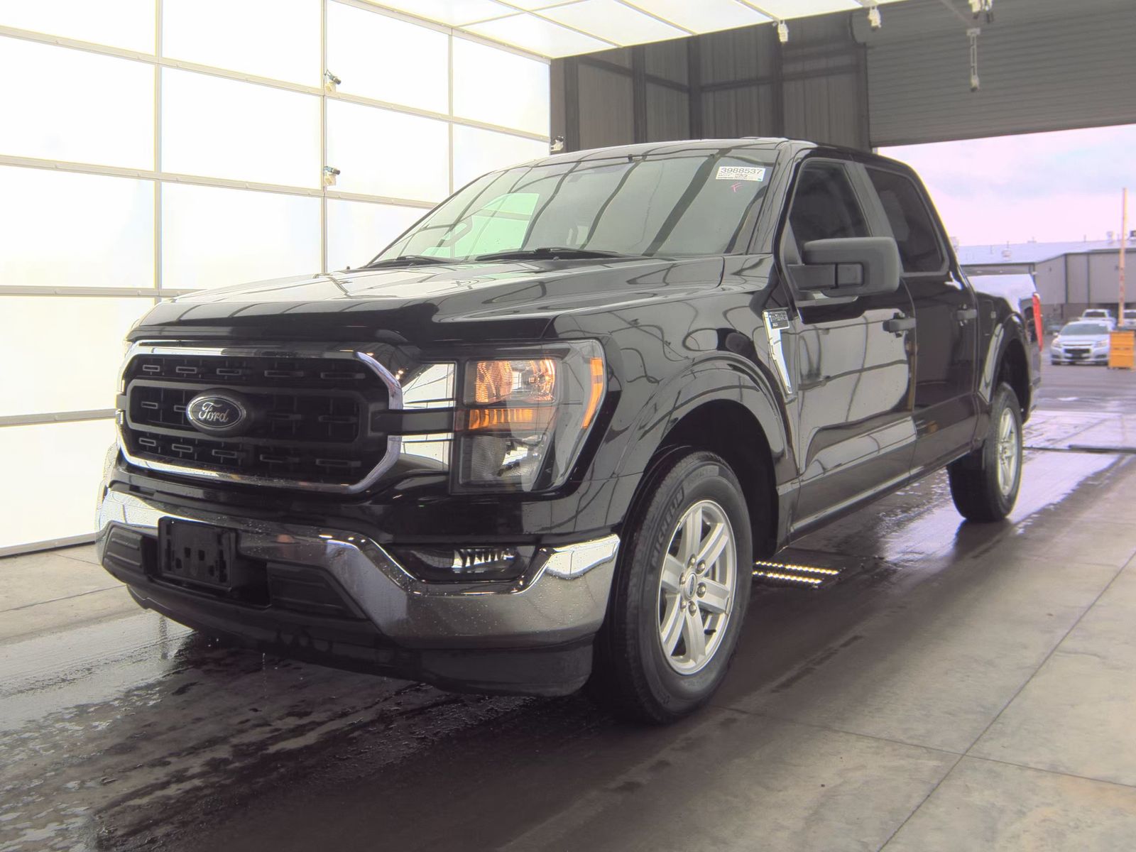 2023 Ford F-150 XLT RWD