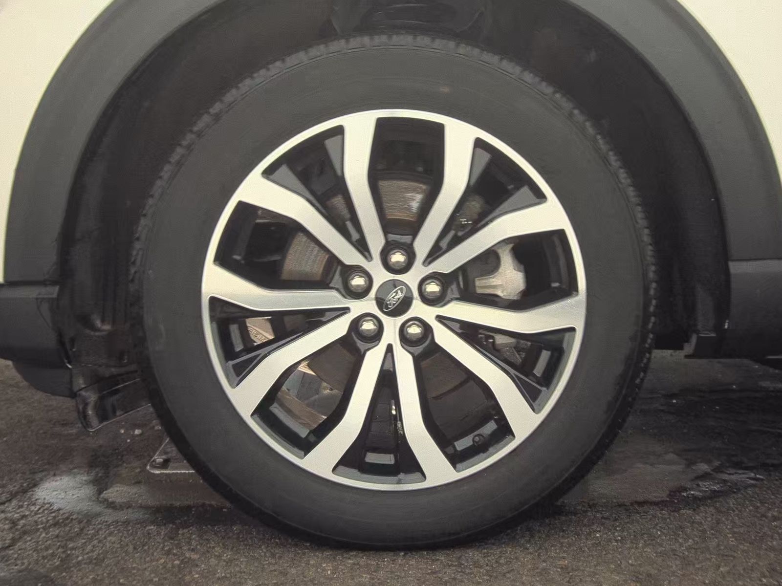 2025 Ford Explorer ST-Line AWD