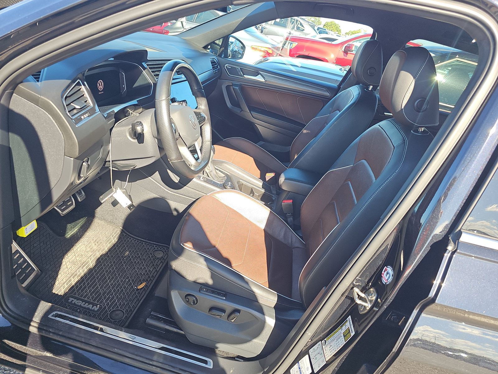 2022 Volkswagen Tiguan 2.0T SEL R-Line AWD