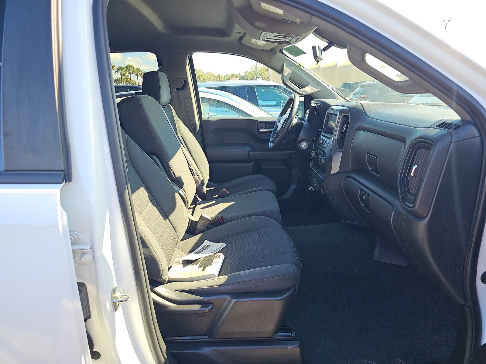 2022 Chevrolet Silverado 1500 Custom RWD