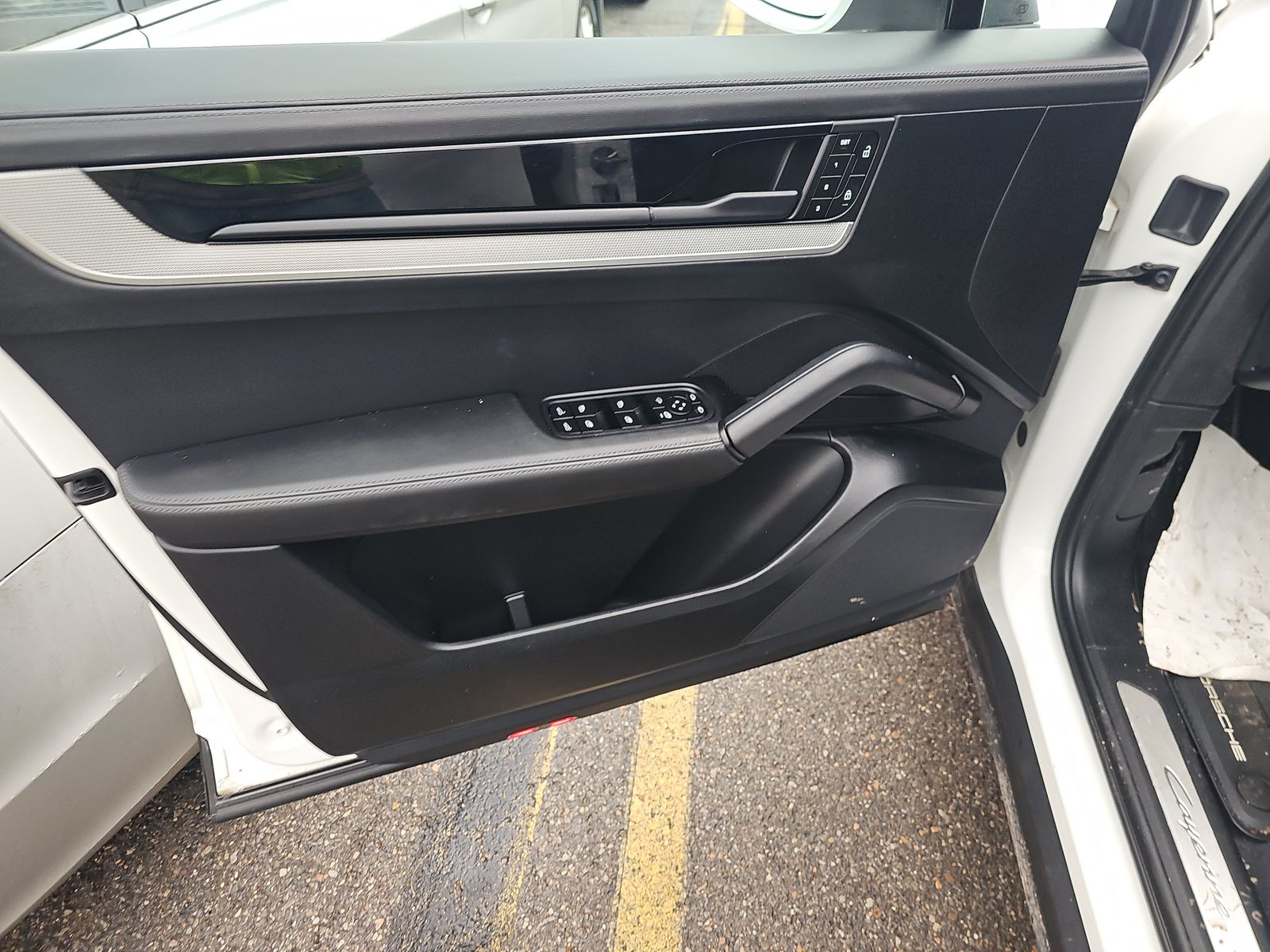 2024 Porsche Cayenne Base AWD