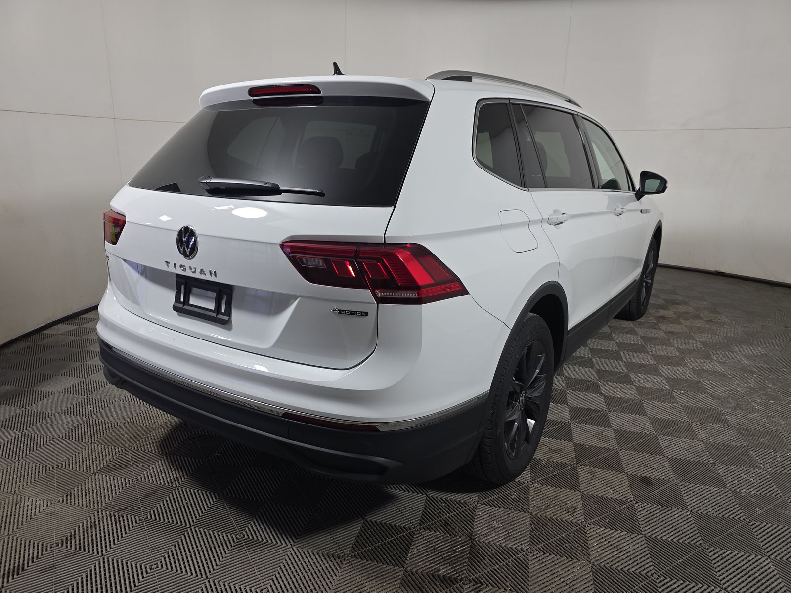 2024 Volkswagen Tiguan 2.0T SE AWD