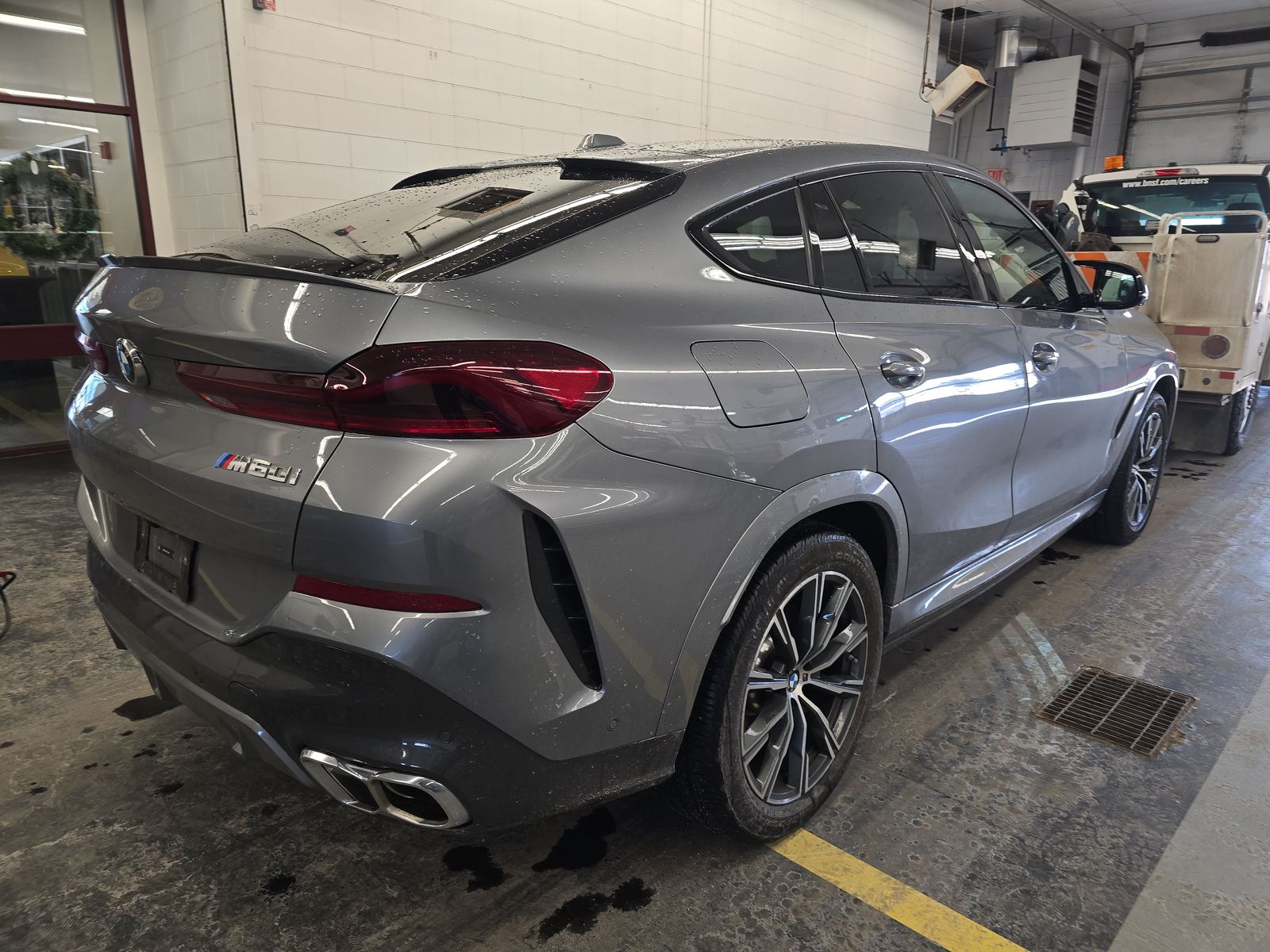 2026 BMW X6 M60i xDrive AWD