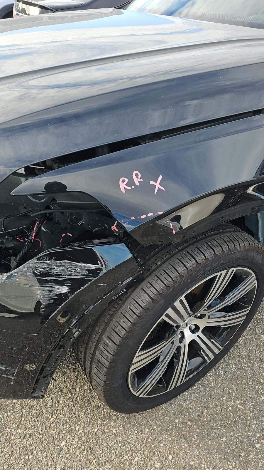 2025 Volvo XC90 B6 Plus AWD