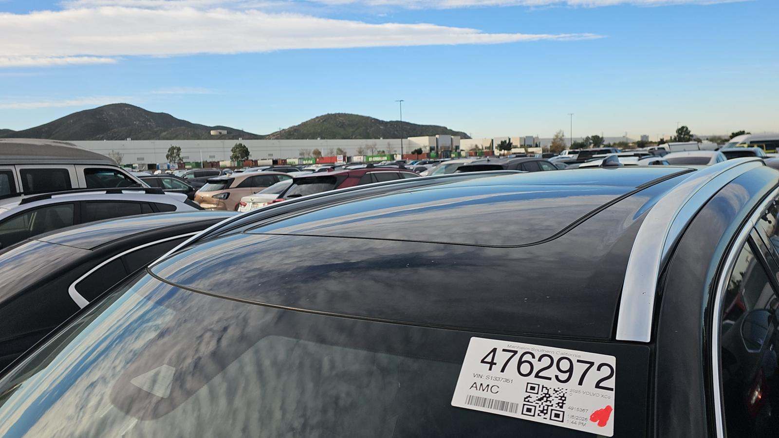 2025 Volvo XC90 B6 Plus AWD