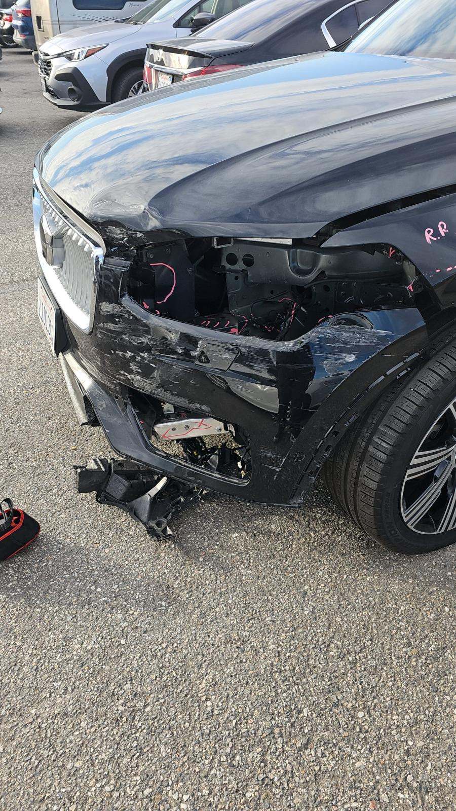 2025 Volvo XC90 B6 Plus AWD