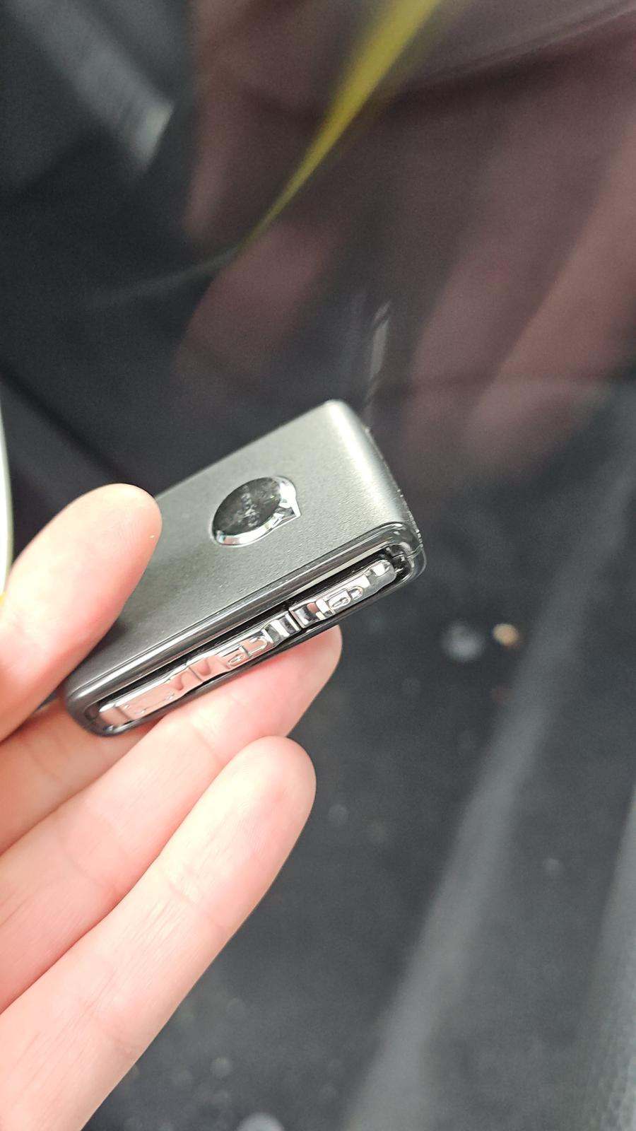 2025 Volvo XC90 B6 Plus AWD