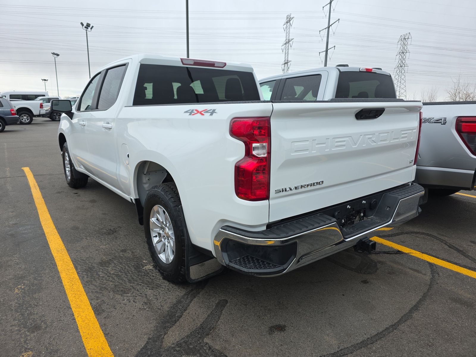 2025 Chevrolet Silverado 1500 LT AWD